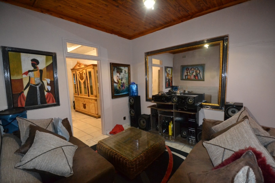 5 Bedroom Property for Sale in Harmony Free State